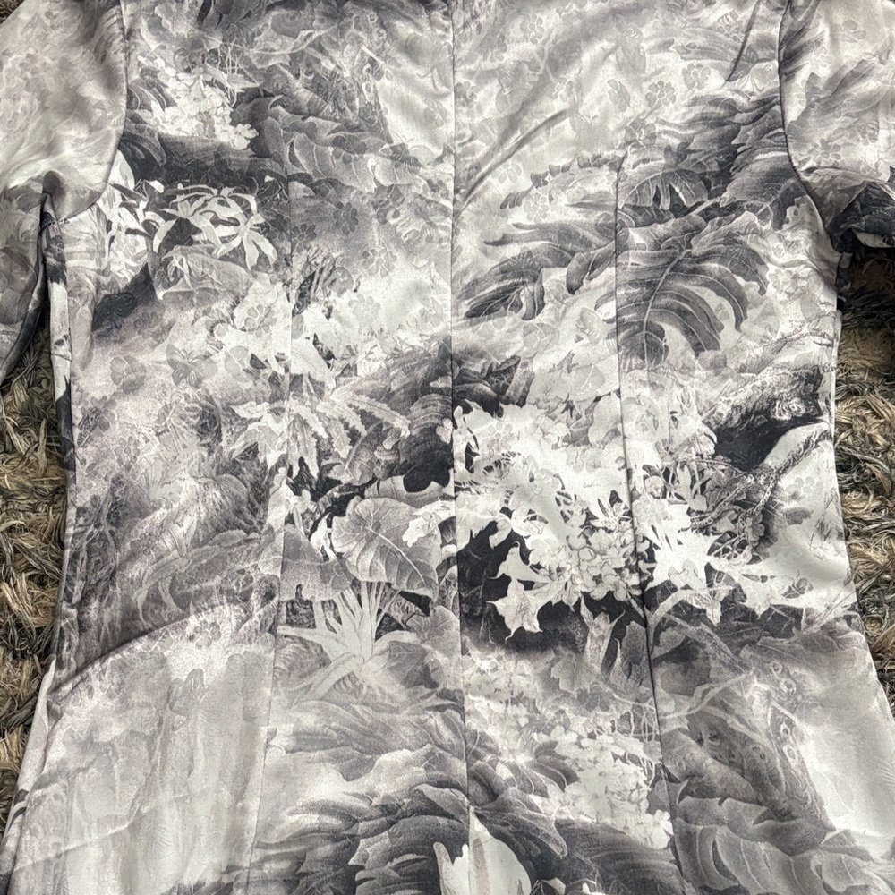 White and Black Water Painting Floral Qipao Dress, Mid-Sleeve, Fit Women’s S/M - Picture 3 of 7